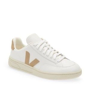 Veja V-12 Low Top Sneaker